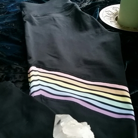 NEW Forever 21 leggings - Picture 2 of 4